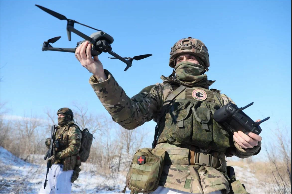 С 1 декабря 2025 объявлен набор в подразделения нового рода войск БпС (войска беспилотных систем).